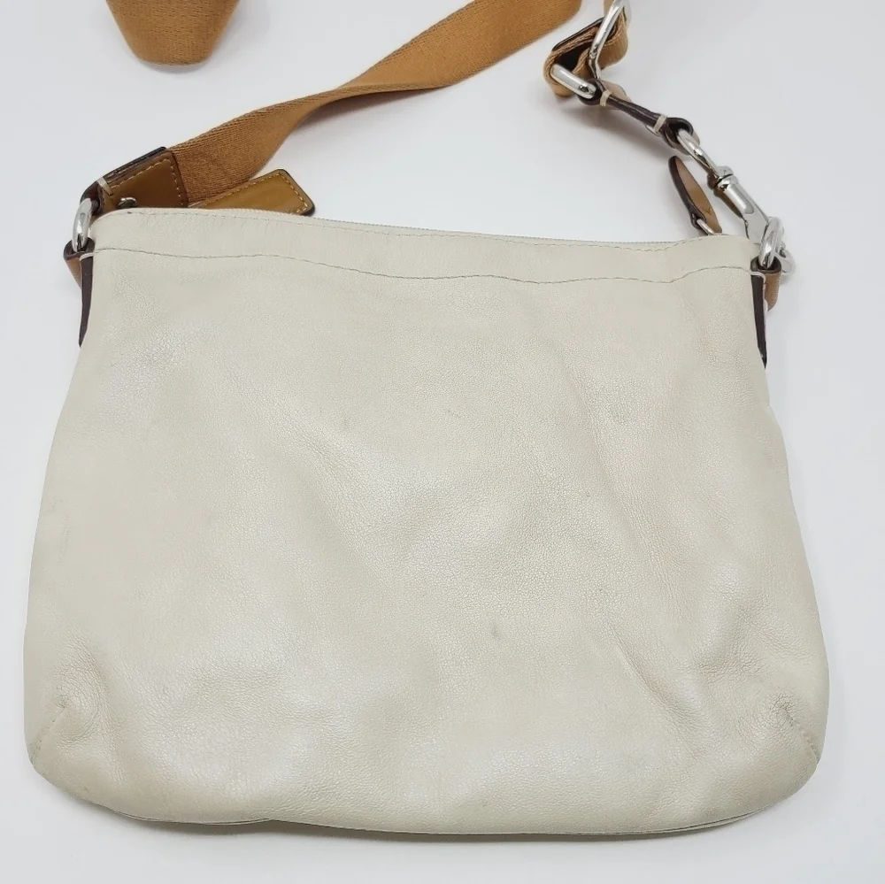 Coach | Classic Retro Cream & Brown Crossbody Bag